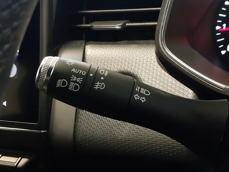 Used Renault Clio 2020 for sale - 77690122: Photo 14