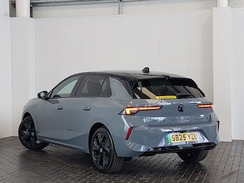 Used Vauxhall Astra 2025 for sale - 77004571: Photo