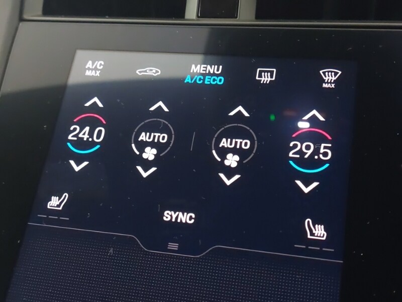 Used Porsche Taycan 2022 for sale - 77750934: Photo 15