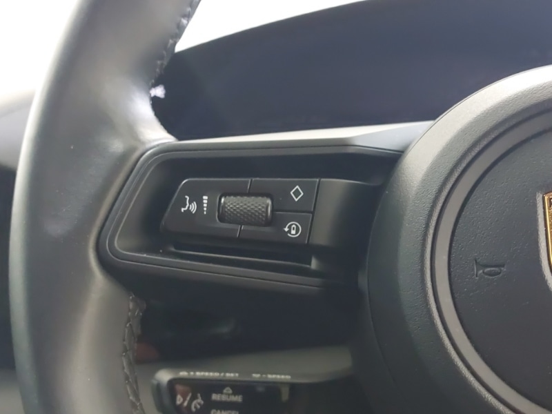 Used Porsche Taycan 2021 for sale - 77606140: Photo 14