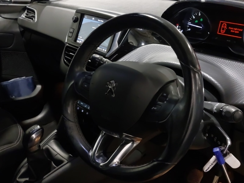 Used Peugeot 208 2018 for sale - 77108296: Photo 18