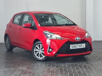 Used Toyota Yaris 2017 for sale - 79642473: Photo