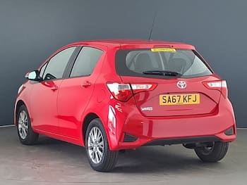 Used Toyota Yaris 2017 for sale - 79642473: Photo