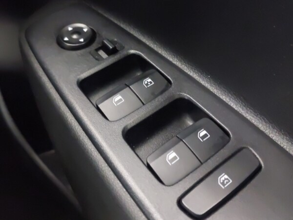 Used Hyundai i10 2021 for sale - 76335864: Photo 15