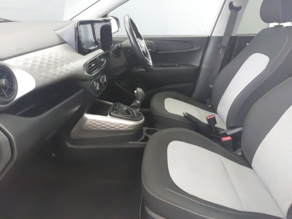 Used Hyundai i10 2021 for sale - 76335864: Photo 5