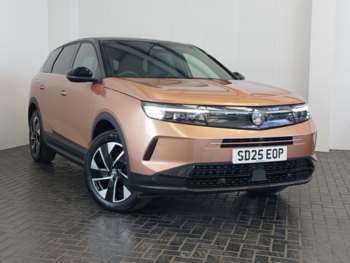 2025 - 1.2 Hybrid [136] Ultimate 5dr e-DCT6 [Pan Roof]