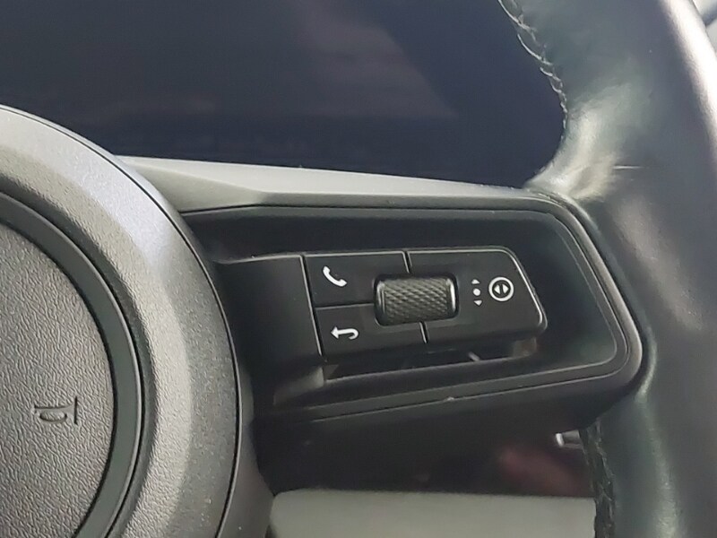 Used Porsche Taycan 2022 for sale - 77847244: Photo 13