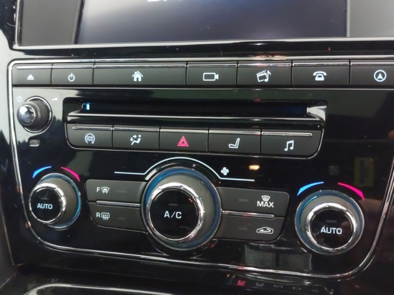 Used Jaguar XJ 2018 for sale - 77536436: Photo 15