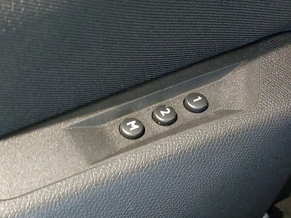 Used Vauxhall Astra 2024 for sale - 76264570: Photo 14