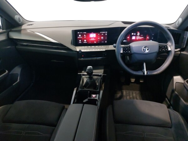 Used Vauxhall Astra 2024 for sale - 76264570: Photo 2