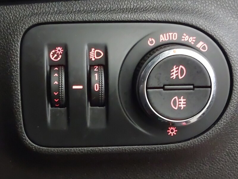 Used Vauxhall Corsa 2018 for sale - 77433638: Photo 15