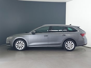 Used Skoda Octavia 2024 for sale - 75138248: Photo