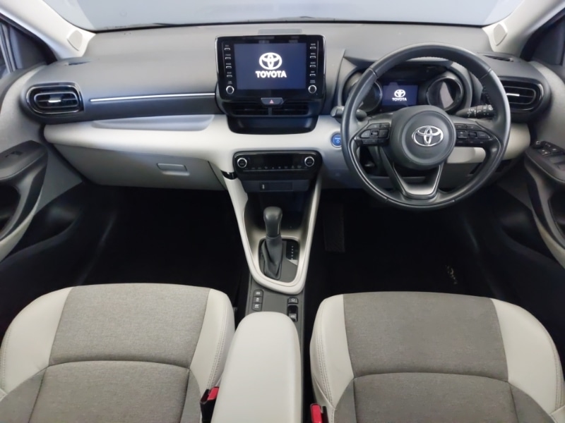 Used Toyota Yaris 2022 for sale - 76970518: Photo 2