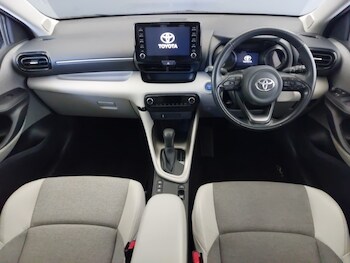 Used Toyota Yaris 2022 for sale - 76970518: Photo