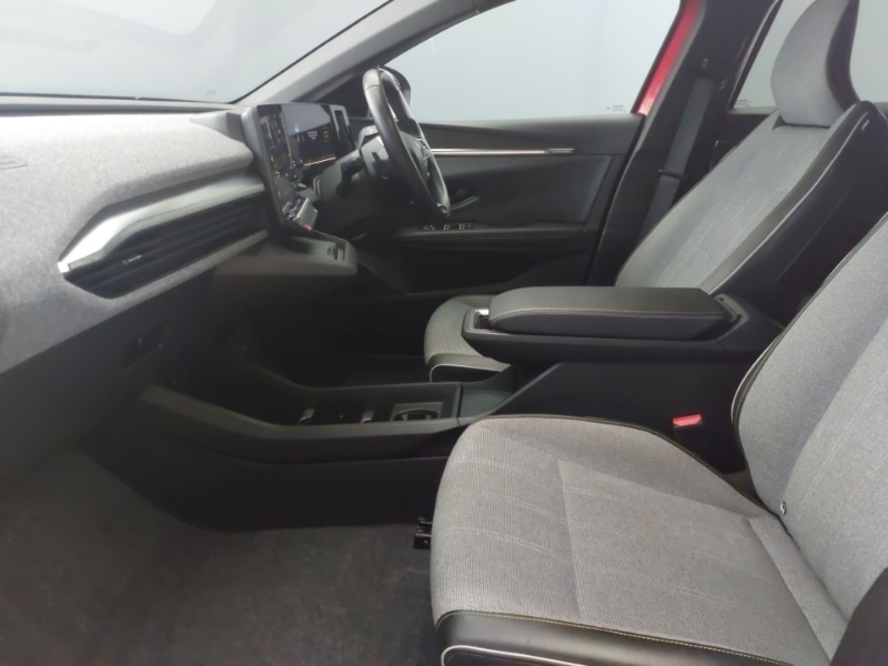 Used Renault Megane E Tech 2024 for sale - 76478791: Photo 5