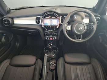 Used MINI Hatch 2023 for sale - 79489332: Photo