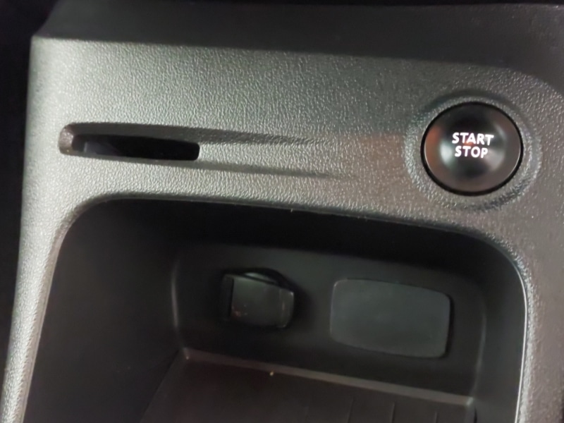 Used Renault Captur 2017 for sale - 77141241: Photo 15