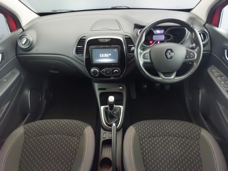 Used Renault Captur 2017 for sale - 77141241: Photo 2