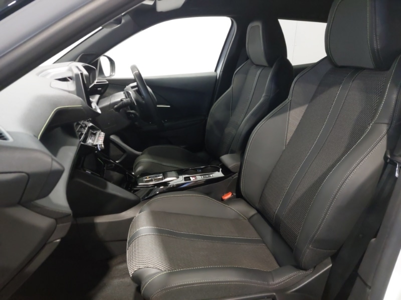 Used Peugeot 2008 2024 for sale - 77472212: Photo 5