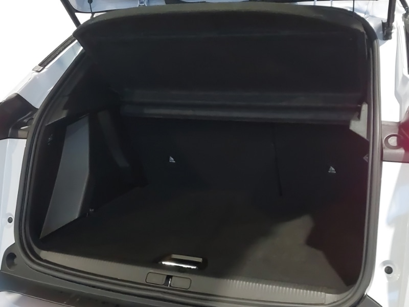 Used Peugeot 2008 2024 for sale - 77472212: Photo 8