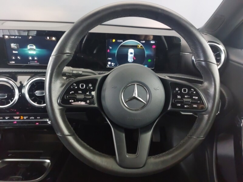 Used Mercedes-Benz A-Class 2019 for sale - 76493360: Photo 11