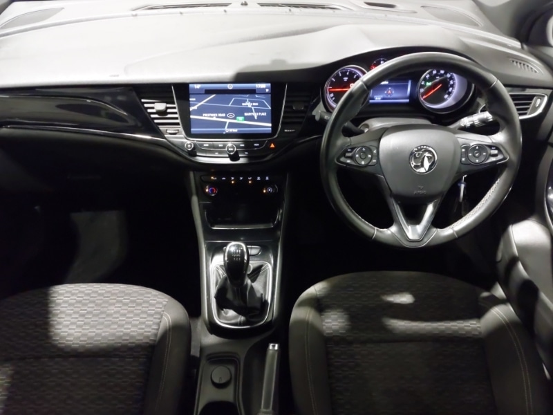 Used Vauxhall Astra 2018 for sale - 76506650: Photo 2