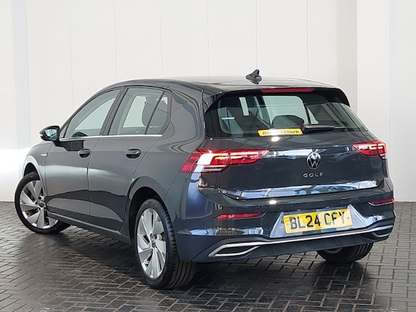 Used Volkswagen Golf 2024 for sale - 76199223: Photo 3