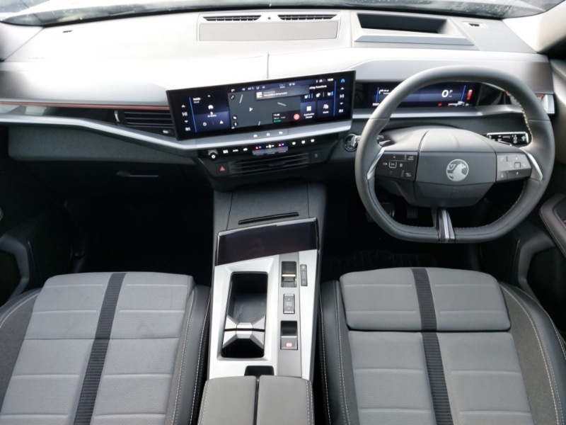 Used Vauxhall Grandland 2025 for sale - 76970339: Photo 2