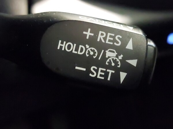Used Toyota C-HR 2023 for sale - 76199204: Photo 18