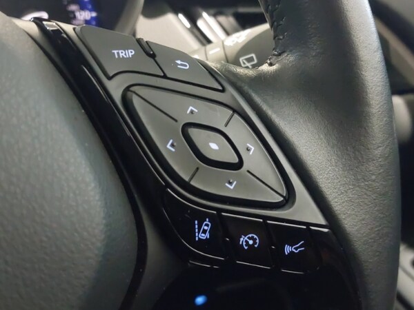 Used Toyota C-HR 2023 for sale - 76199204: Photo 19