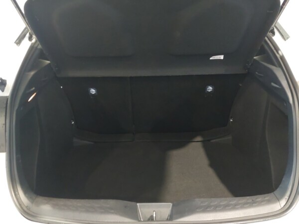 Used Toyota C-HR 2023 for sale - 76199204: Photo 8