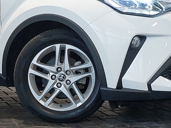Used Toyota C-HR 2023 for sale - 76199204: Photo 9
