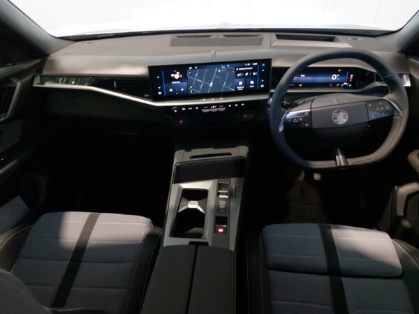 Used Vauxhall Grandland 2025 for sale - 76187732: Photo 2