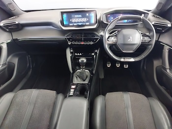 Used Peugeot 2008 2021 for sale - 78511650: Photo