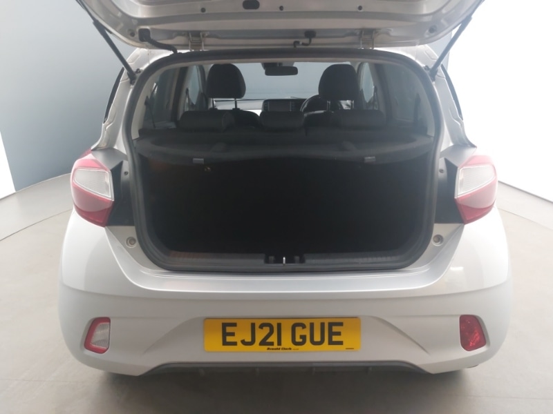 Used Hyundai i10 2021 for sale - 76804512: Photo 8