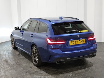 Used BMW 3 Series 2022 for sale - 76889419: Photo