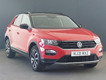 Used Volkswagen T-Roc 2021 for sale - 77702293: Photo