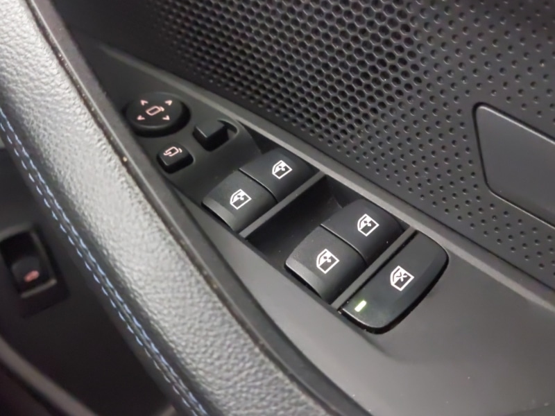 Used BMW i4 2022 for sale - 78178891: Photo 18