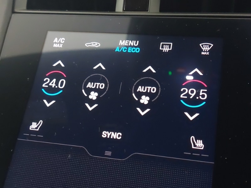 Used Porsche Taycan 2022 for sale - 77596257: Photo 15