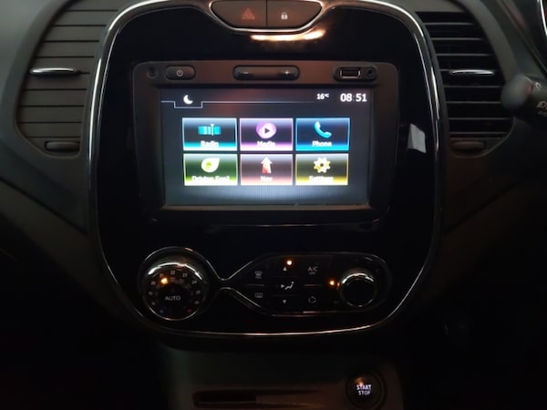 Used Renault Captur 2017 for sale - 76321555: Photo 10