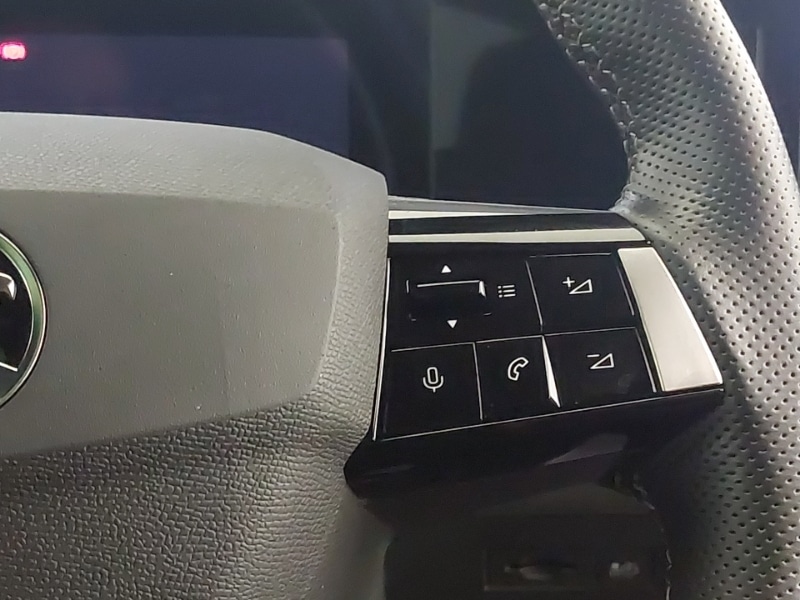 Used Vauxhall Astra 2023 for sale - 76897439: Photo 13