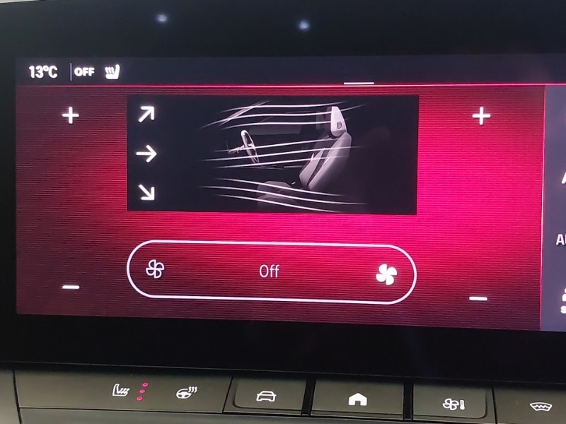 Used Vauxhall Astra 2023 for sale - 76897439: Photo 17