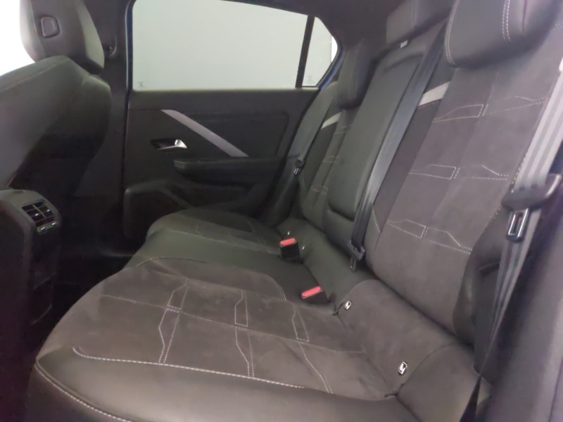 Used Vauxhall Astra 2023 for sale - 76897439: Photo 6