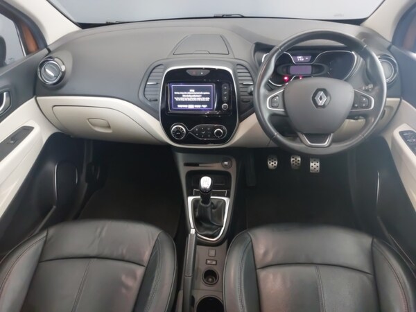 Used Renault Captur 2019 for sale - 76199277: Photo 2