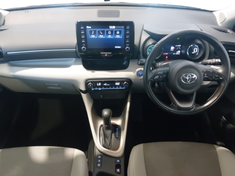 Used Toyota Yaris 2022 for sale - 76533280: Photo 2