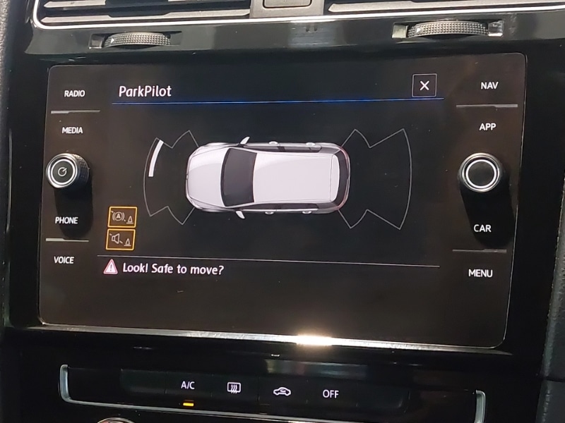 Used Volkswagen Golf 2019 for sale - 76289530: Photo 11