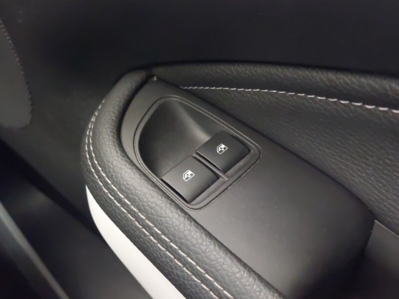 Used Vauxhall ADAM 2016 for sale - 78151108: Photo 16