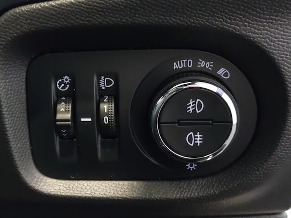 Used Vauxhall Corsa 2022 for sale - 76321638: Photo 12