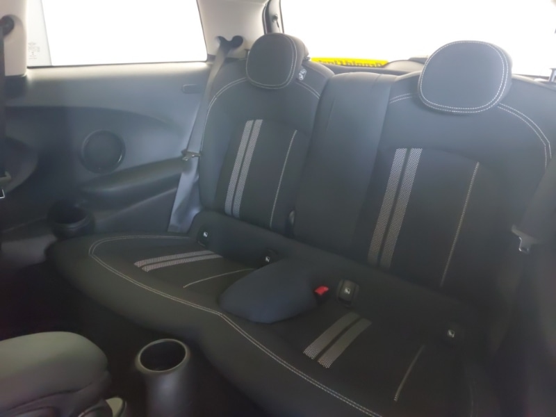 Used MINI Hatch 2022 for sale - 77300086: Photo 6