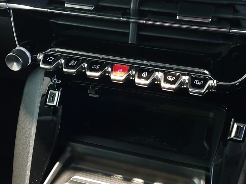 Used Peugeot 208 2020 for sale - 76707809: Photo 11